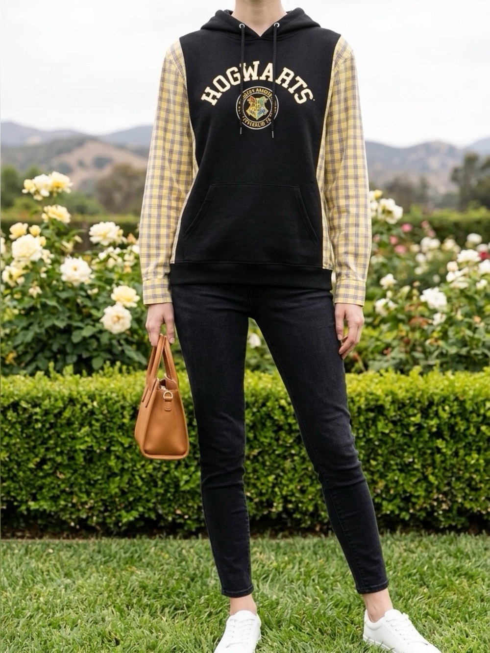 HOGWARTS - UPCYCLED HOODIE SWEATSHIRT w/Pocket
